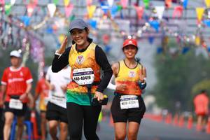 BIB: 40419, 304721
                            <button type="button" onclick="openModal(9894642)" class="btn btn-primary btn-sm float-right btn-popup" data-toggle="modal" data-target=".modal-high-quality">
                        <i class="fas fa-shopping-cart"></i> Add to Cart
                    </button>
                                            <button type="button" onclick="isThisMe(9894642, true)" class="btn btn-success btn-sm float-right btn-popup btn-isme hidden" data-toggle="tooltip" data-placement="bottom" title="นี่คือรูปของคุณใช่ไหม คลิกที่นี่เพื่อเอาเข้าอัลบั้ม">
                        <i class="fas fa-plus"></i> Add to album
                    </button>
                    <button type="button" onclick="isThisMe(9894642, false)" class="btn btn-warning btn-sm float-right btn-popup btn-isnotme hidden">
                        <i class="fas fa-ban"></i> Remove from album
                    </button>